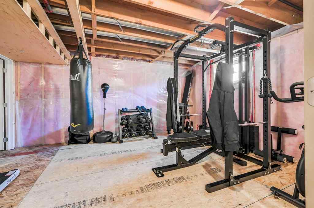 MLS® A2269350 - 828 Queensland Drive SE in Queensland Calgary, Residential