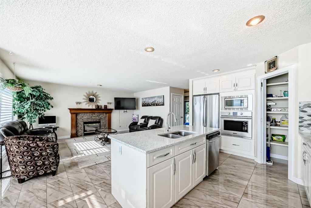 MLS® A2269351 - 41 Covette Bay NE in Coventry Hills Calgary, Residential