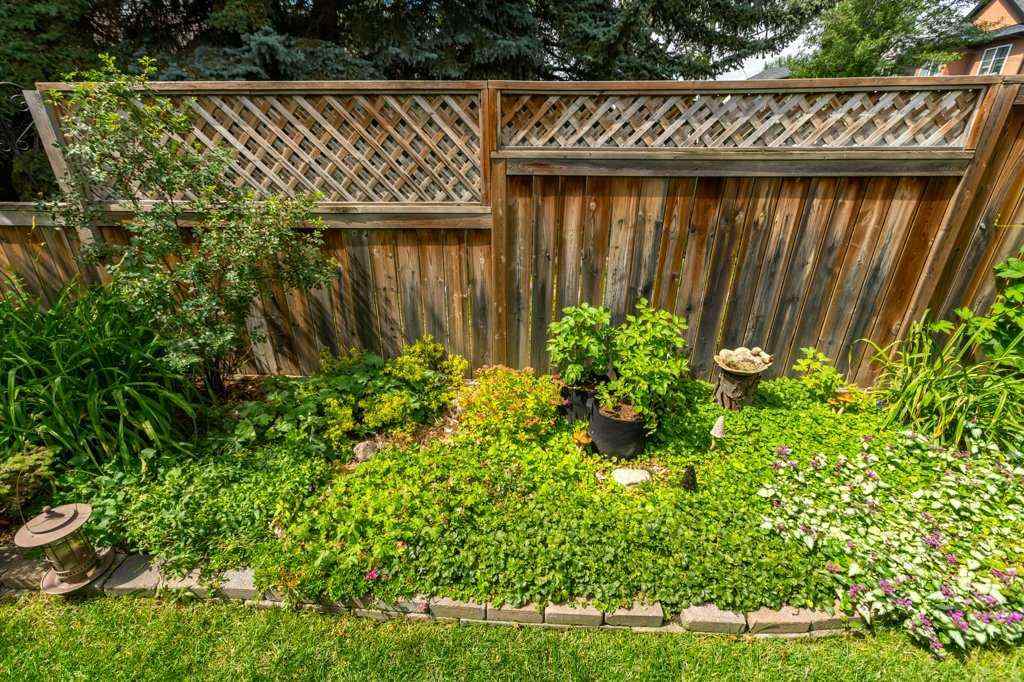 MLS® A2269352 - 224 23 Avenue NE in Tuxedo Park Calgary, Residential