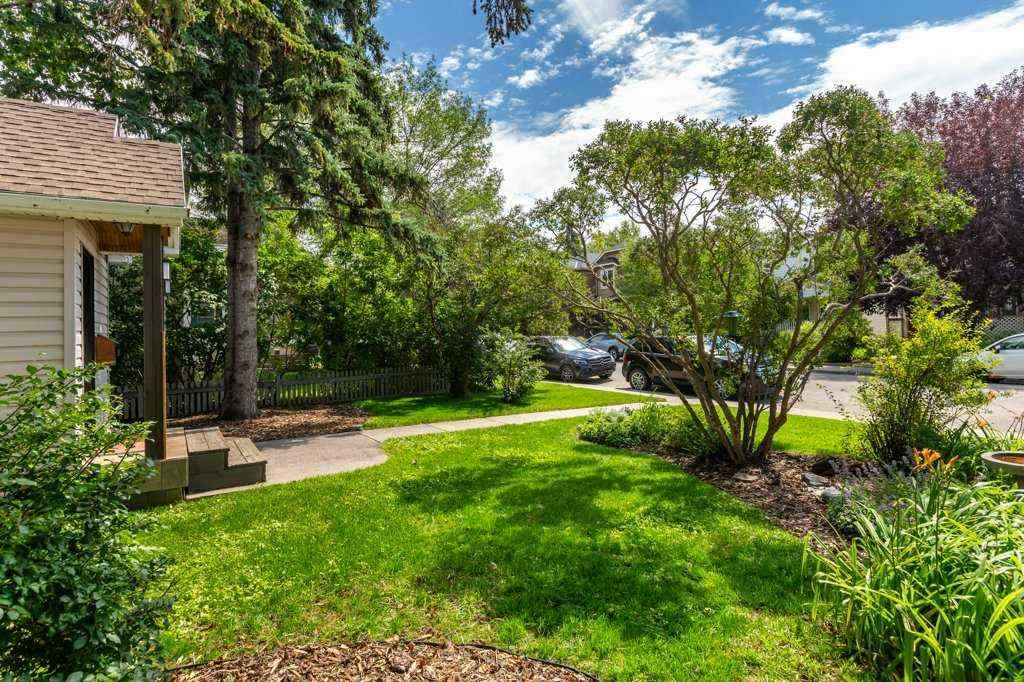 MLS® A2269352 - 224 23 Avenue NE in Tuxedo Park Calgary, Residential