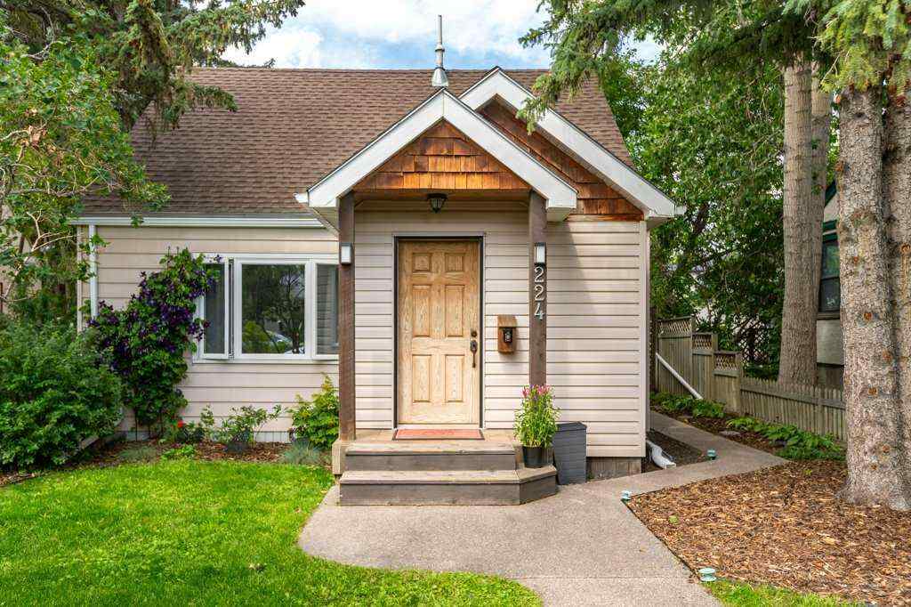 MLS® A2269352 - 224 23 Avenue NE in Tuxedo Park Calgary, Residential
