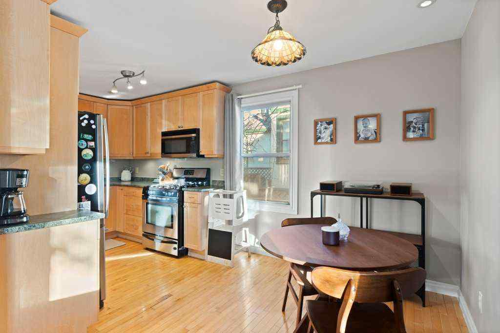 MLS® A2269352 - 224 23 Avenue NE in Tuxedo Park Calgary, Residential