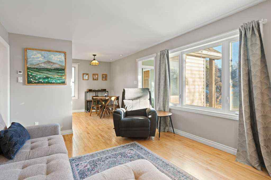 MLS® A2269352 - 224 23 Avenue NE in Tuxedo Park Calgary, Residential