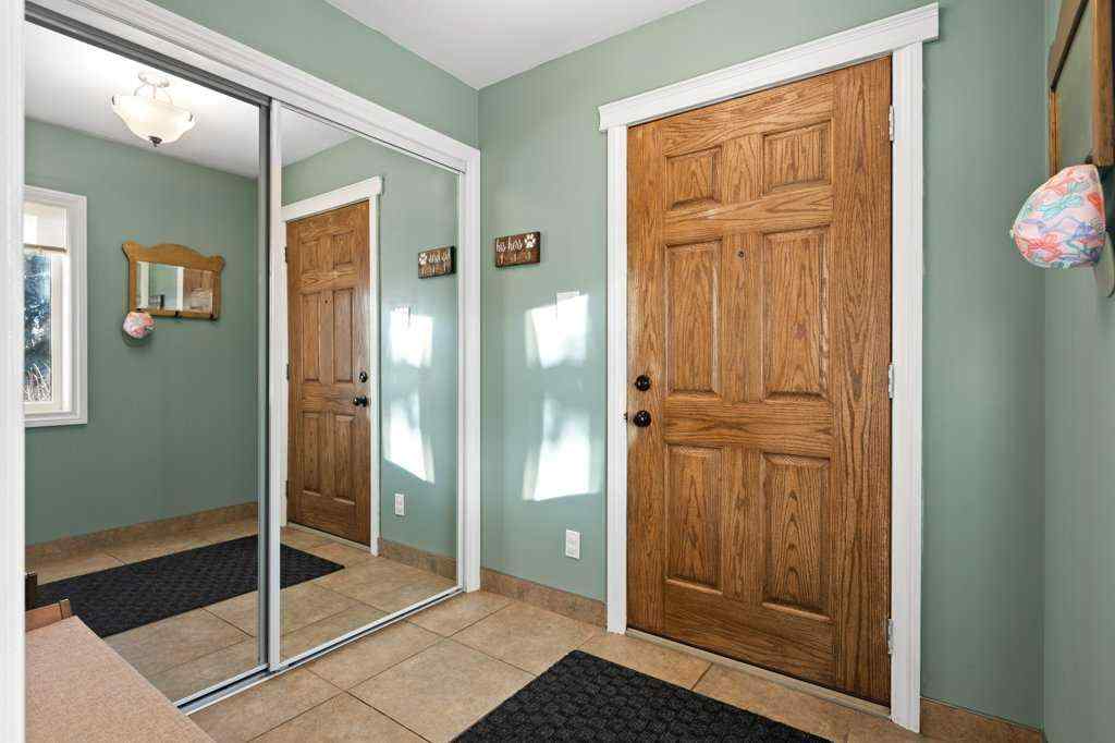 MLS® A2269352 - 224 23 Avenue NE in Tuxedo Park Calgary, Residential