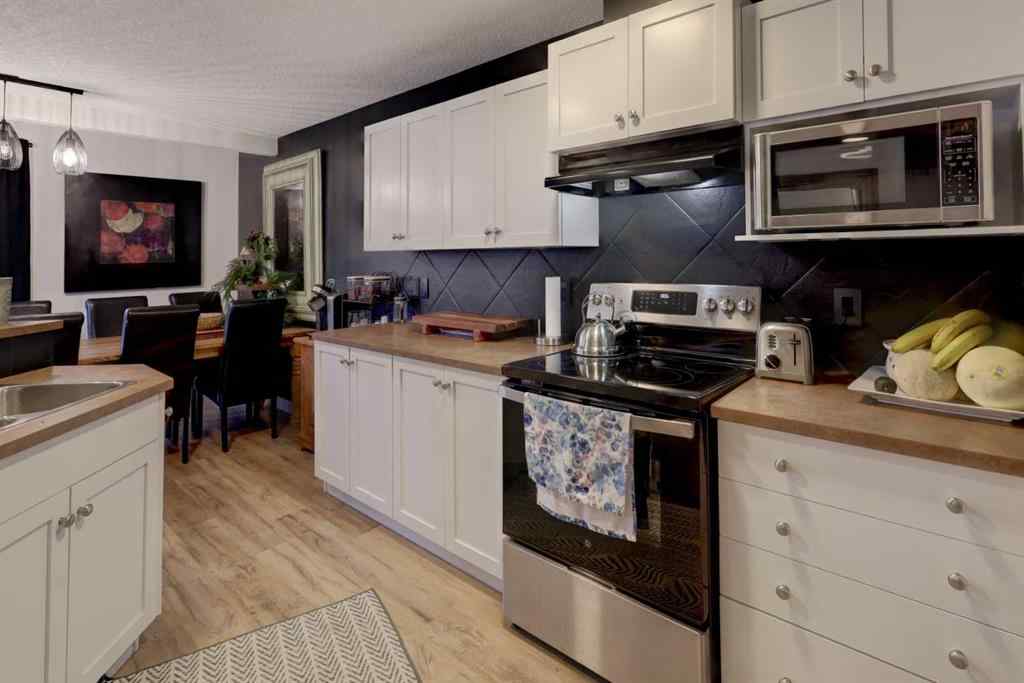 MLS® A2269357 - 90 Royal Crest Point NW in Royal Oak Calgary, Residential