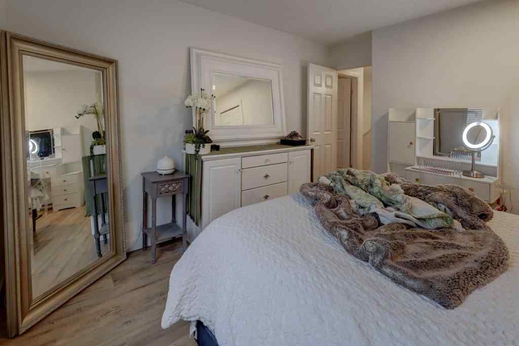 MLS® A2269357 - 90 Royal Crest Point NW in Royal Oak Calgary, Residential