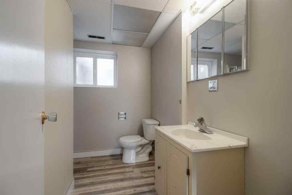 MLS® A2269360 - 49 Simon Fraser Boulevard W in Varsity Village Lethbridge, Residential