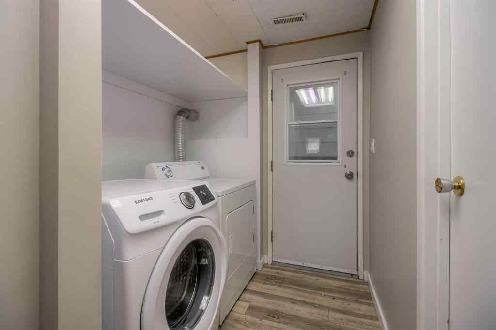 MLS® A2269360 - 49 Simon Fraser Boulevard W in Varsity Village Lethbridge, Residential