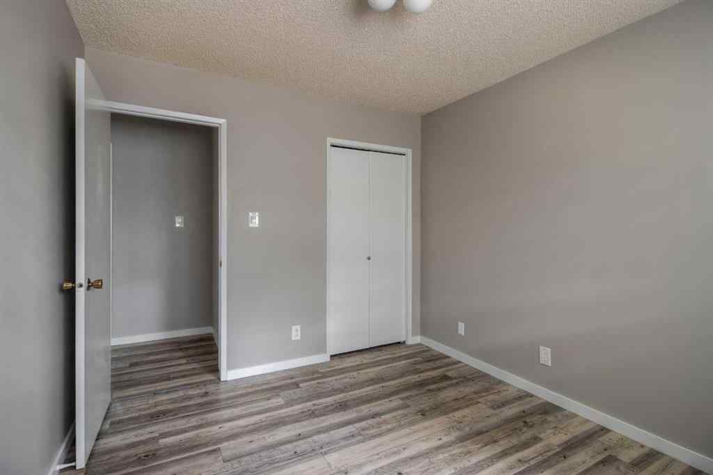 MLS® A2269360 - 49 Simon Fraser Boulevard W in Varsity Village Lethbridge, Residential