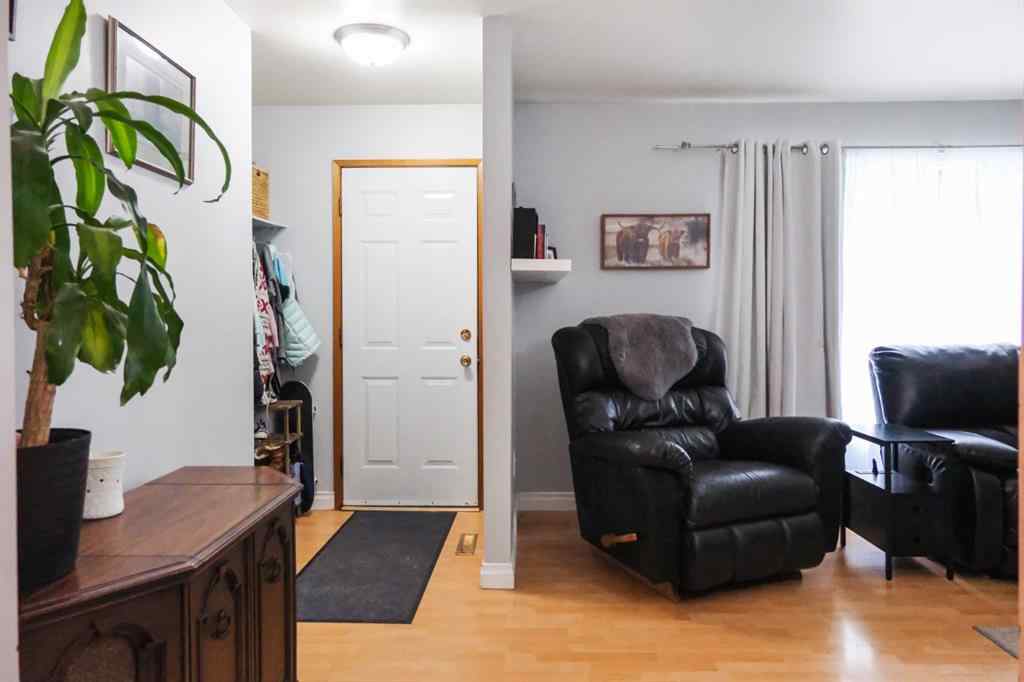 MLS&reg; # A2269364 - 4916 47 Street  in Downtown East Stettler, Residential Open Houses
