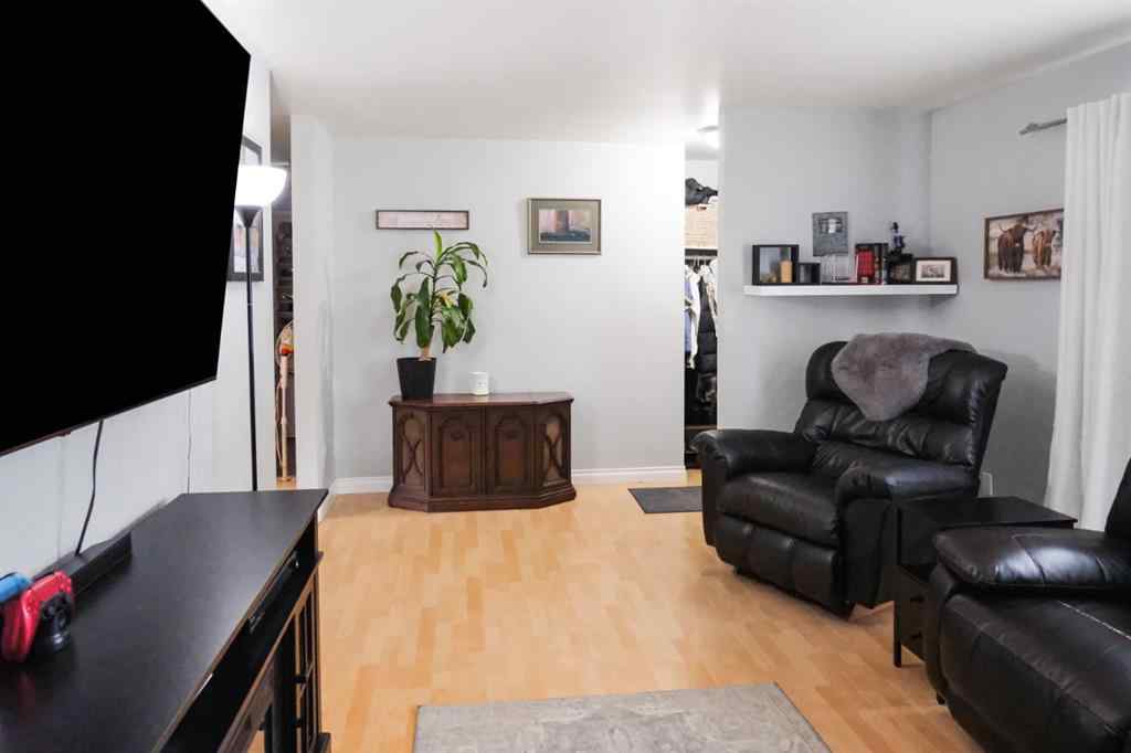 MLS&reg; # A2269364 - 4916 47 Street  in Downtown East Stettler, Residential Open Houses