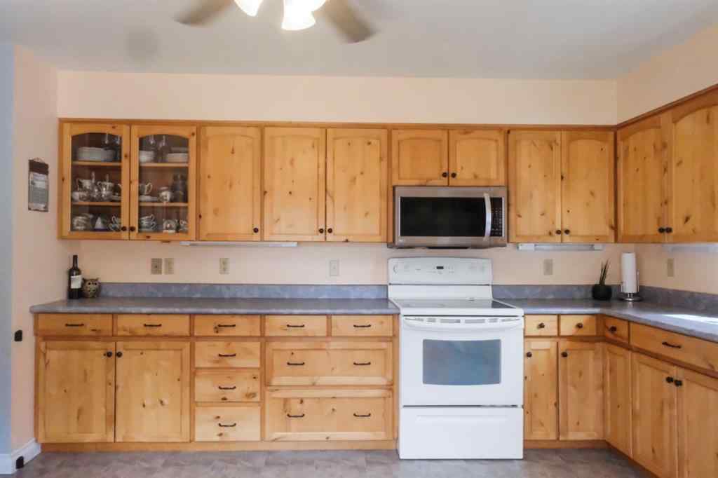 MLS&reg; # A2269364 - 4916 47 Street  in Downtown East Stettler, Residential Open Houses