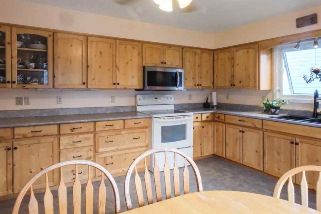MLS&reg; # A2269364 - 4916 47 Street  in Downtown East Stettler, Residential Open Houses