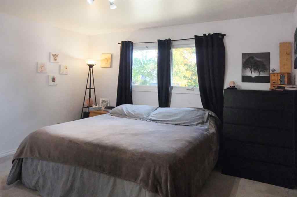 MLS&reg; # A2269364 - 4916 47 Street  in Downtown East Stettler, Residential Open Houses