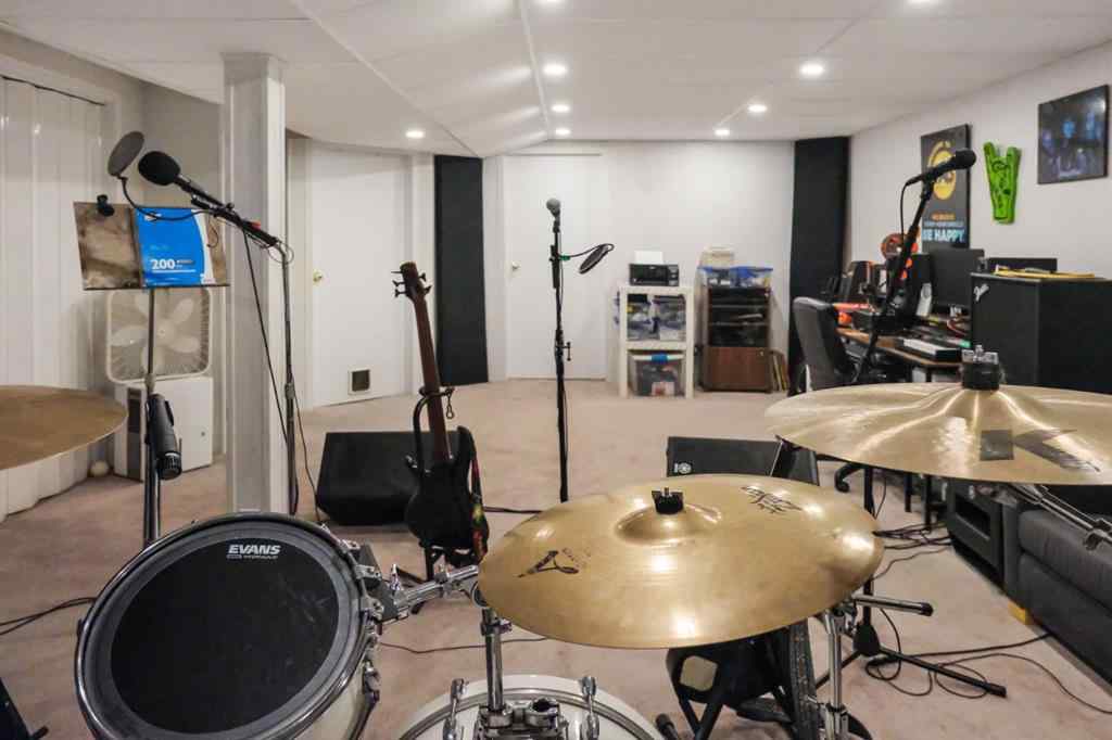 MLS&reg; # A2269364 - 4916 47 Street  in Downtown East Stettler, Residential Open Houses