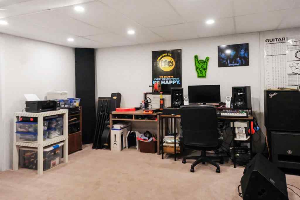 MLS&reg; # A2269364 - 4916 47 Street  in Downtown East Stettler, Residential Open Houses