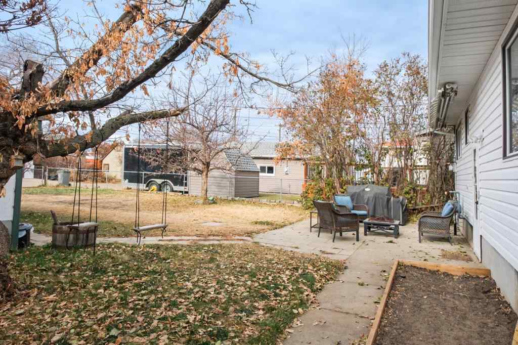 MLS&reg; # A2269364 - 4916 47 Street  in Downtown East Stettler, Residential Open Houses