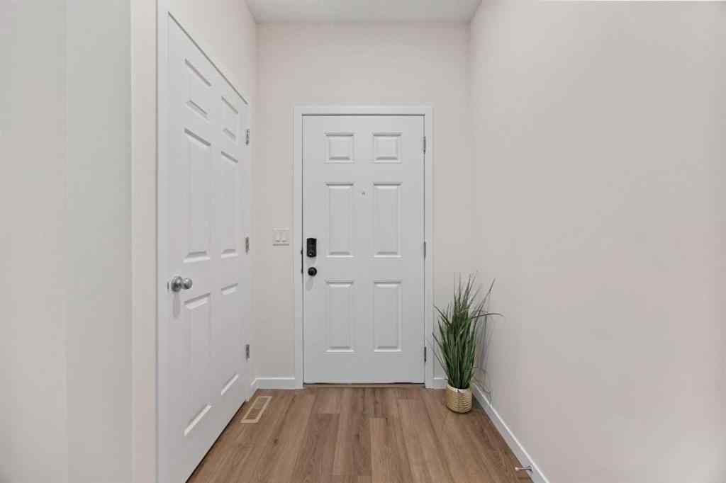 MLS® A2269366 - 8 Brightoncrest Way SE in New Brighton Calgary, Residential