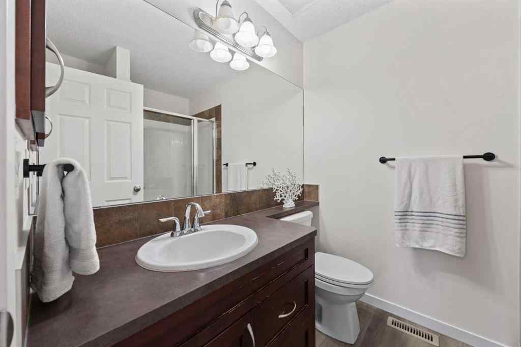 MLS® A2269366 - 8 Brightoncrest Way SE in New Brighton Calgary, Residential