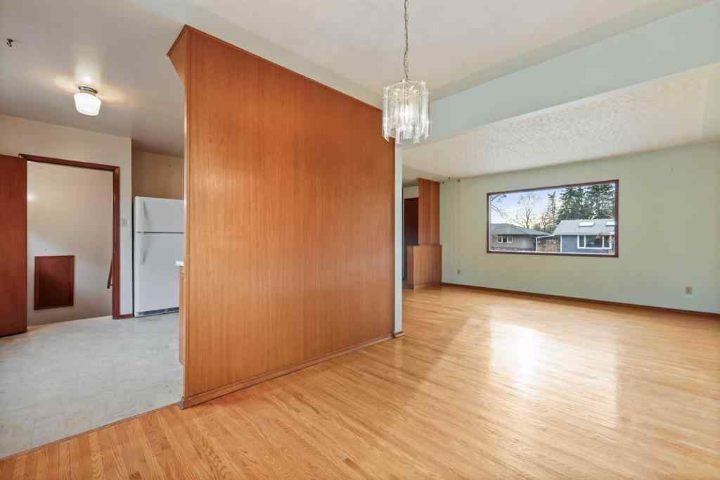 MLS&reg; # A2269369 - 3504 Button Road NW in Brentwood Calgary, Residential Open Houses