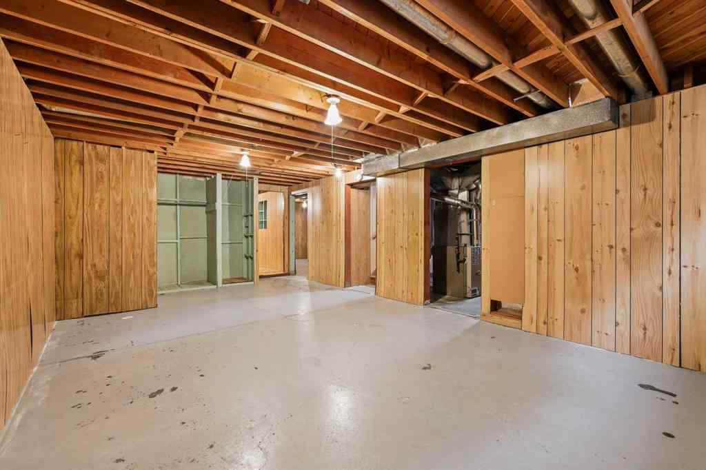 MLS&reg; # A2269369 - 3504 Button Road NW in Brentwood Calgary, Residential Open Houses