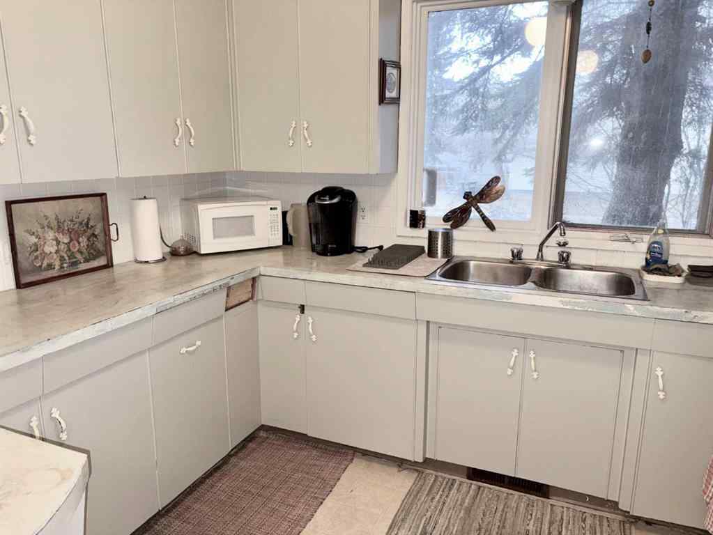 MLS&reg; # A2269370 - 4415 52 Street  in NONE Vermilion, Commercial Open Houses