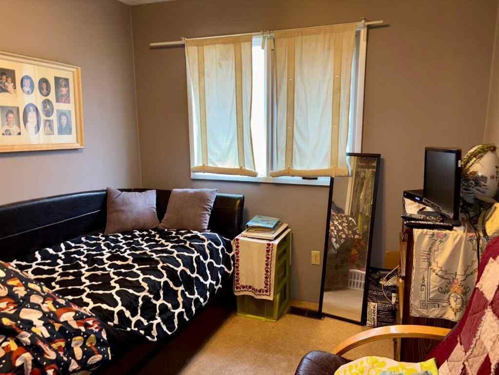 MLS&reg; # A2269370 - 4415 52 Street  in NONE Vermilion, Commercial Open Houses