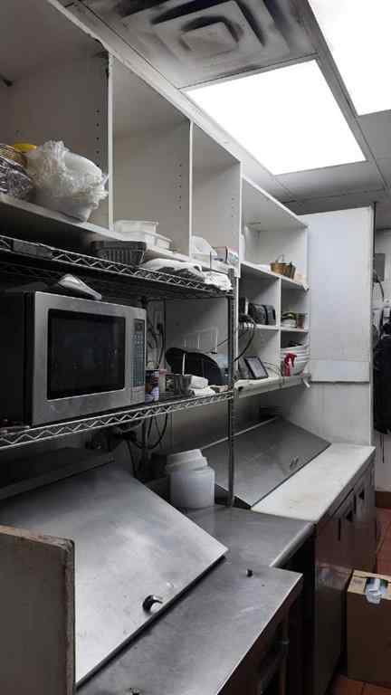 MLS® # A2269372 - 3829 Bow Trail SW in Rosscarrock Calgary, Commercial Open Houses