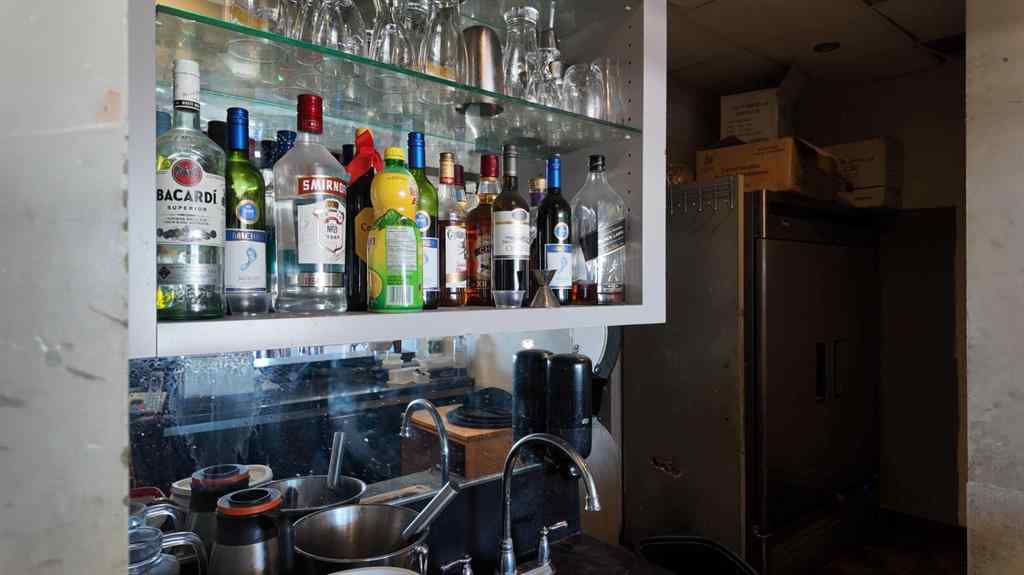 MLS® # A2269372 - 3829 Bow Trail SW in Rosscarrock Calgary, Commercial Open Houses