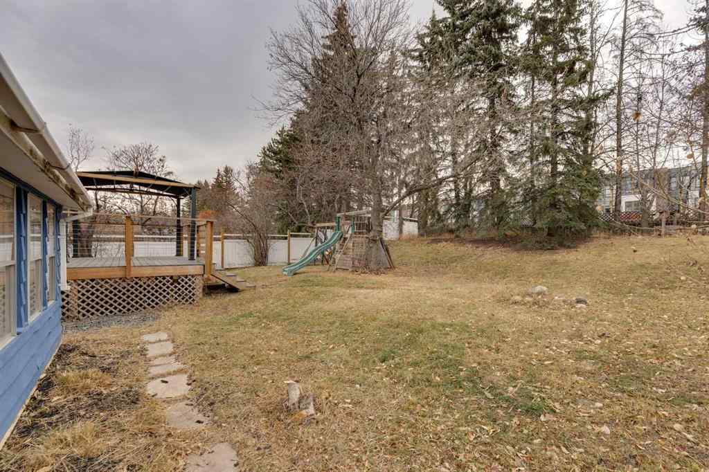 MLS® A2269374 - 4023 Varmoor Road NW in Varsity Calgary, Residential