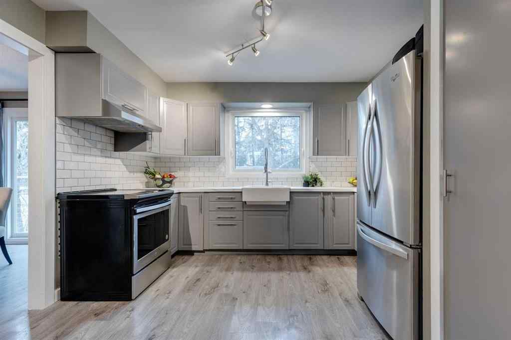MLS® A2269374 - 4023 Varmoor Road NW in Varsity Calgary, Residential