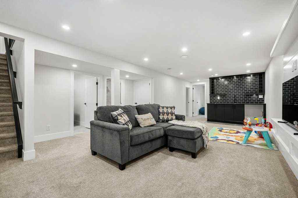 MLS® A2269375 - 108 Sackville Drive SW in Southwood Calgary, Residential