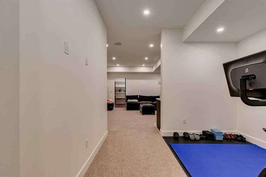 MLS® A2269379 - 2219 32 Street SW in Killarney/Glengarry Calgary, Residential