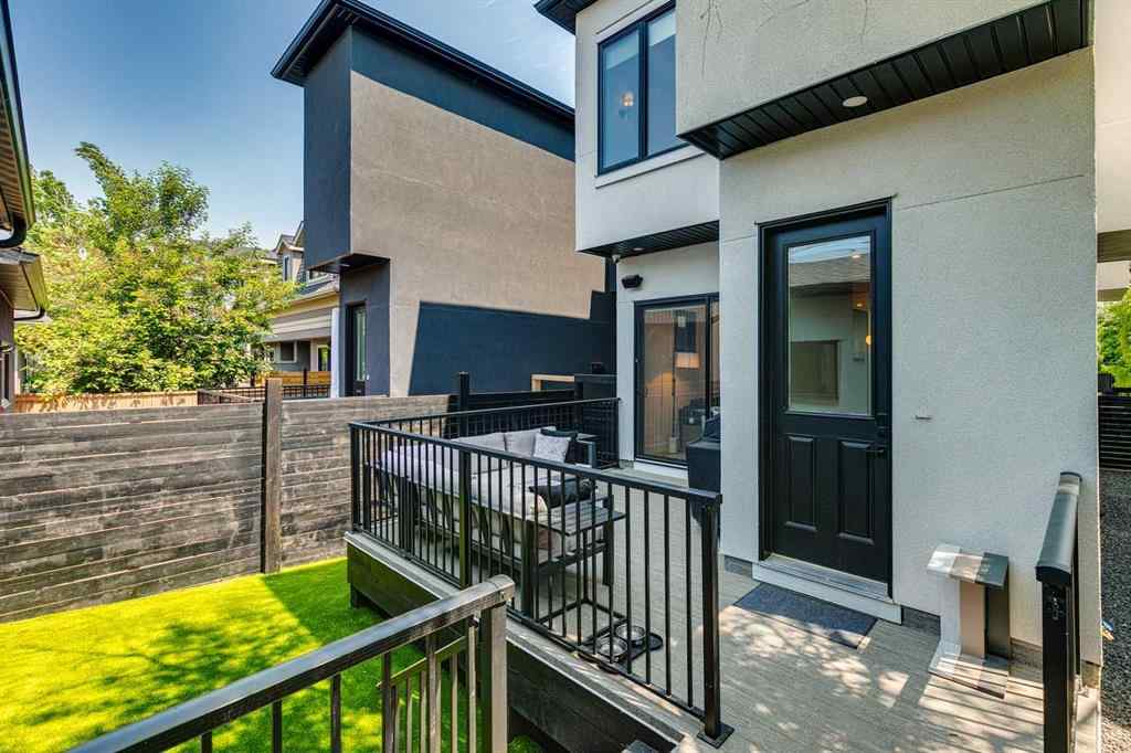 MLS® A2269379 - 2219 32 Street SW in Killarney/Glengarry Calgary, Residential