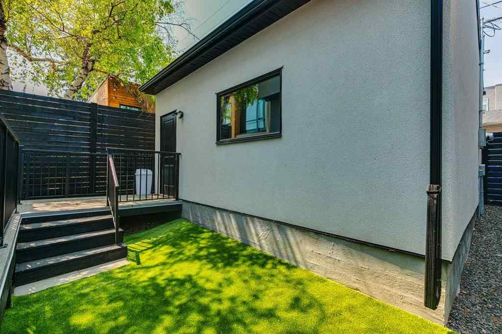 MLS® A2269379 - 2219 32 Street SW in Killarney/Glengarry Calgary, Residential