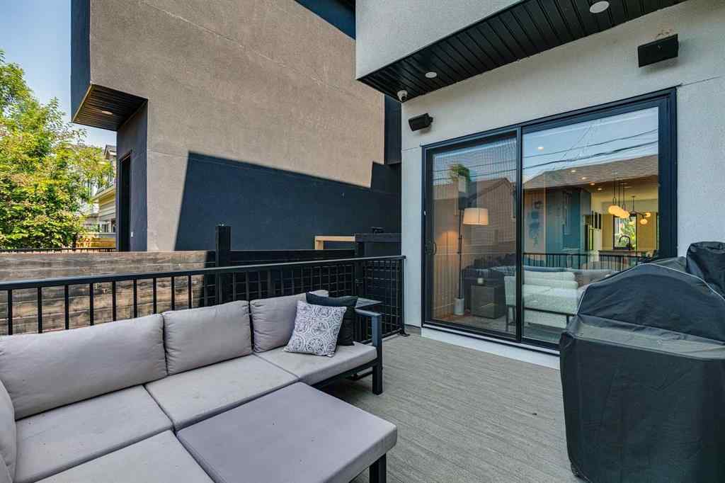 MLS® A2269379 - 2219 32 Street SW in Killarney/Glengarry Calgary, Residential