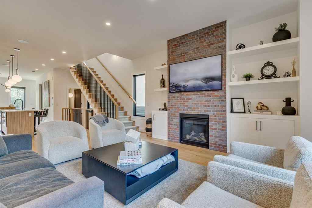 MLS® A2269379 - 2219 32 Street SW in Killarney/Glengarry Calgary, Residential