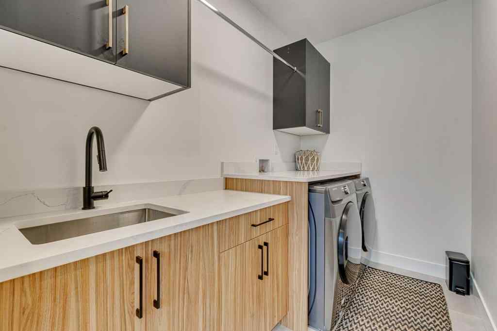 MLS® A2269379 - 2219 32 Street SW in Killarney/Glengarry Calgary, Residential