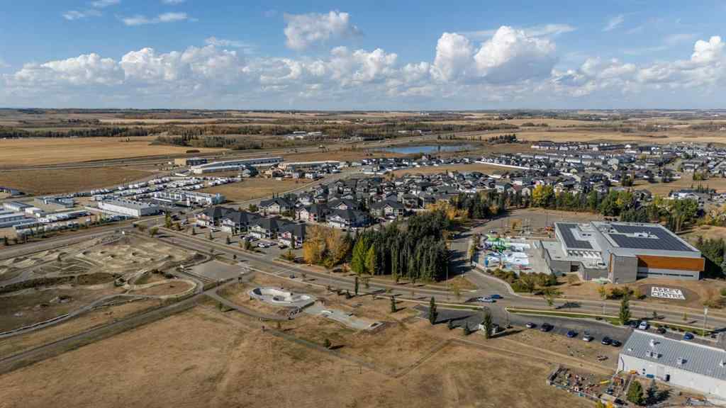 MLS&reg; # A2269380 - Unit #E2 5300 Vista Trail  in Valley Ridge Blackfalds, Residential Open Houses