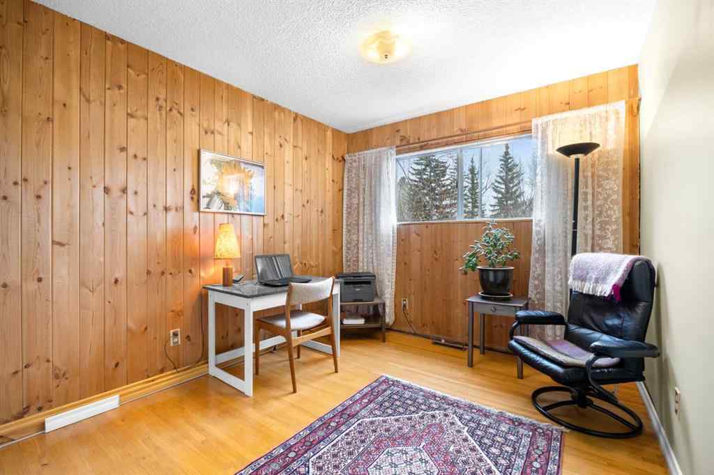 MLS® A2269382 - 4207 Villa Crescent NW in Varsity Calgary, Residential