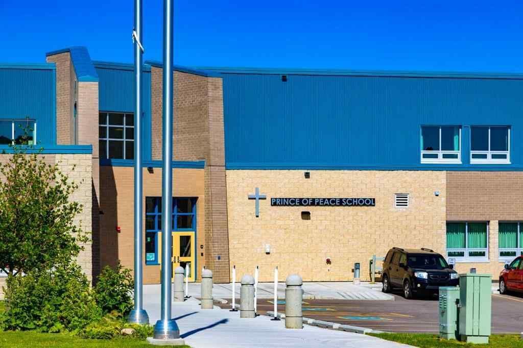 MLS&reg; # A2269383 - 64 Auburn Bay Close SE in Auburn Bay Calgary, Residential Open Houses