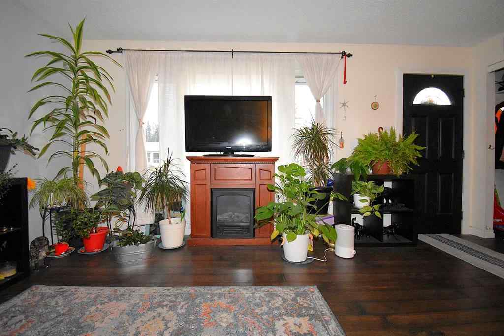 MLS&reg; # A2269384 - 121 Chetamon Drive  in Hardisty Hinton, Residential Open Houses