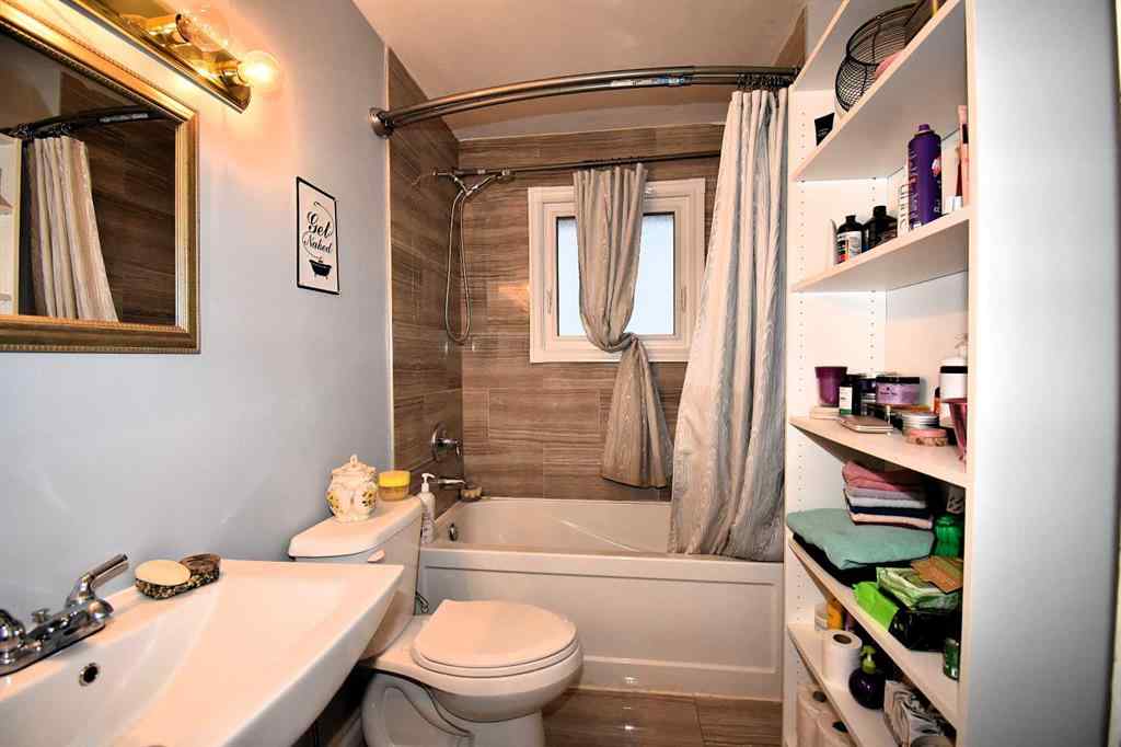 MLS&reg; # A2269384 - 121 Chetamon Drive  in Hardisty Hinton, Residential Open Houses