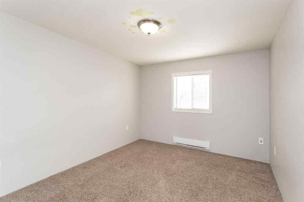 MLS® A2269385 - 7 Parkland Acres  in Parkland Trailer Park Lacombe, Mobile