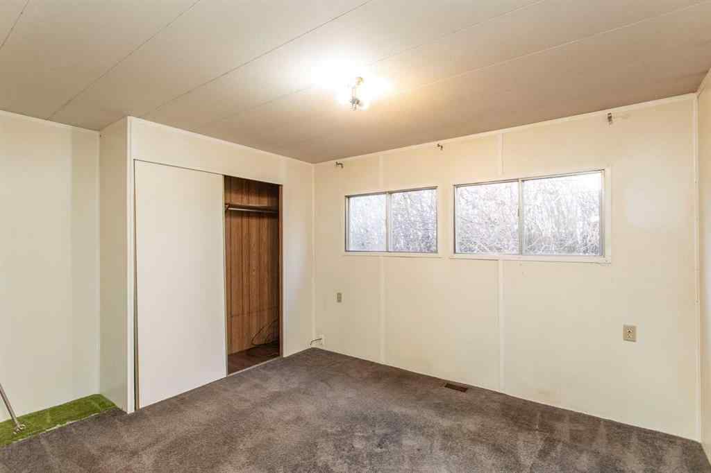 MLS® A2269385 - 7 Parkland Acres  in Parkland Trailer Park Lacombe, Mobile