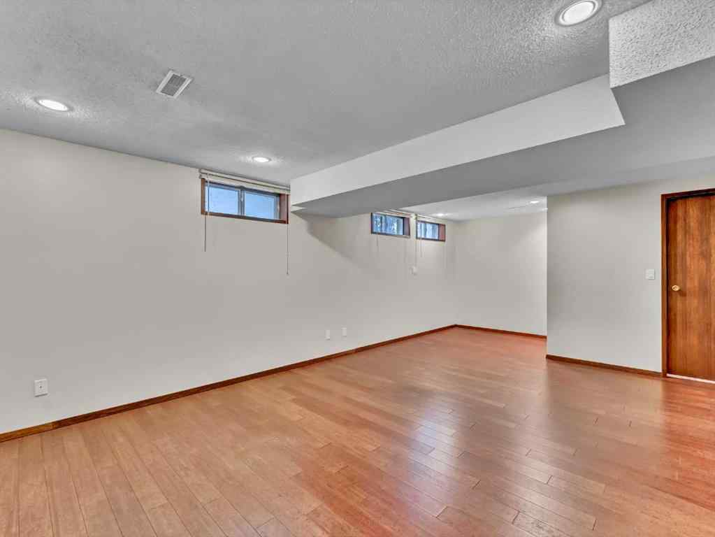 MLS&reg; # A2269389 - 1935 3 Avenue NE in Northeast Crescent Heights Medicine Hat, Residential Open Houses