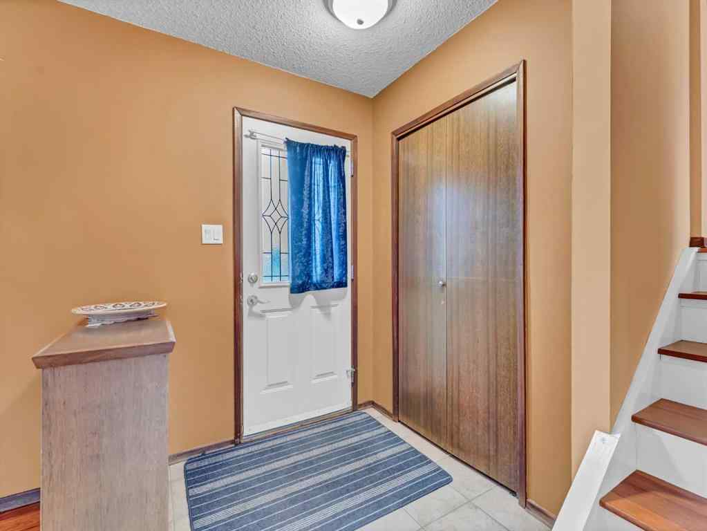 MLS&reg; # A2269389 - 1935 3 Avenue NE in Northeast Crescent Heights Medicine Hat, Residential Open Houses