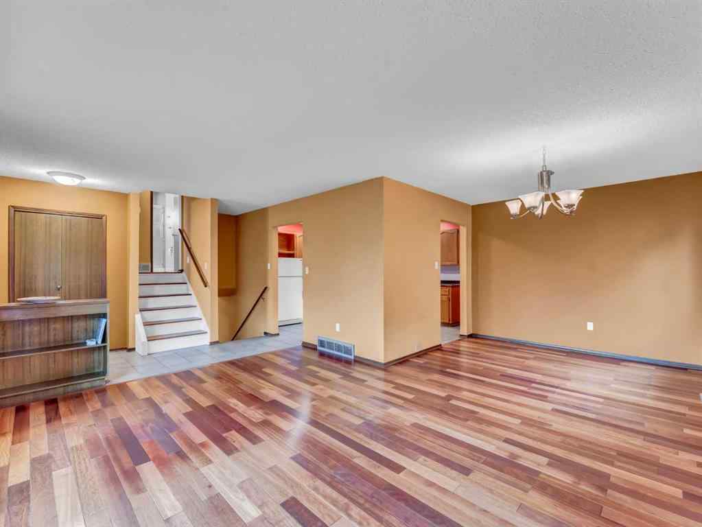 MLS&reg; # A2269389 - 1935 3 Avenue NE in Northeast Crescent Heights Medicine Hat, Residential Open Houses