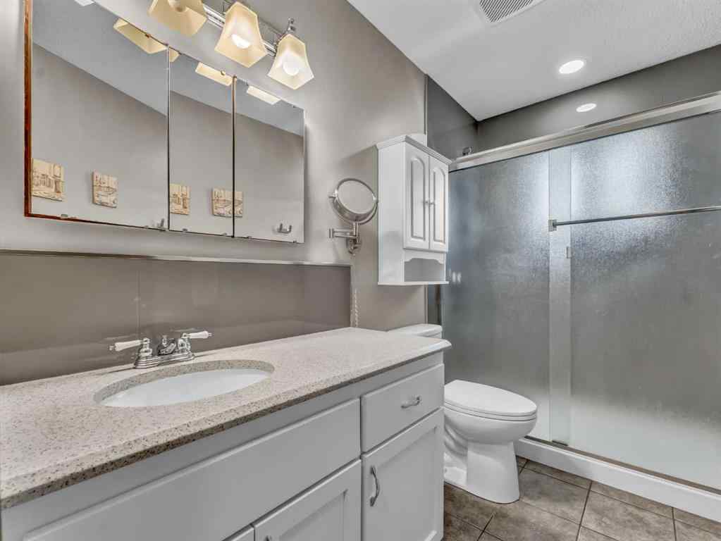 MLS&reg; # A2269389 - 1935 3 Avenue NE in Northeast Crescent Heights Medicine Hat, Residential Open Houses