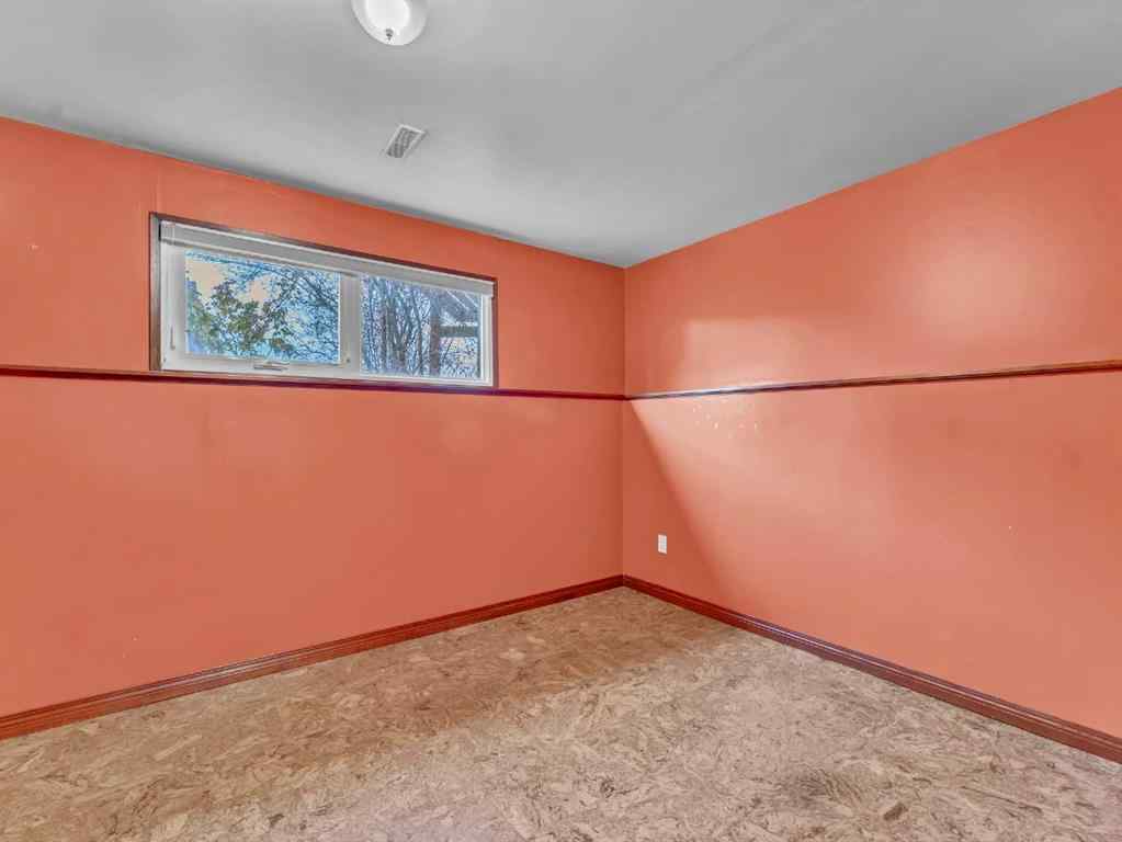 MLS&reg; # A2269389 - 1935 3 Avenue NE in Northeast Crescent Heights Medicine Hat, Residential Open Houses